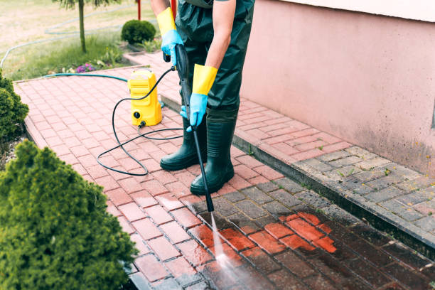 Best Garage Pressure Washing  in Linwood, PA